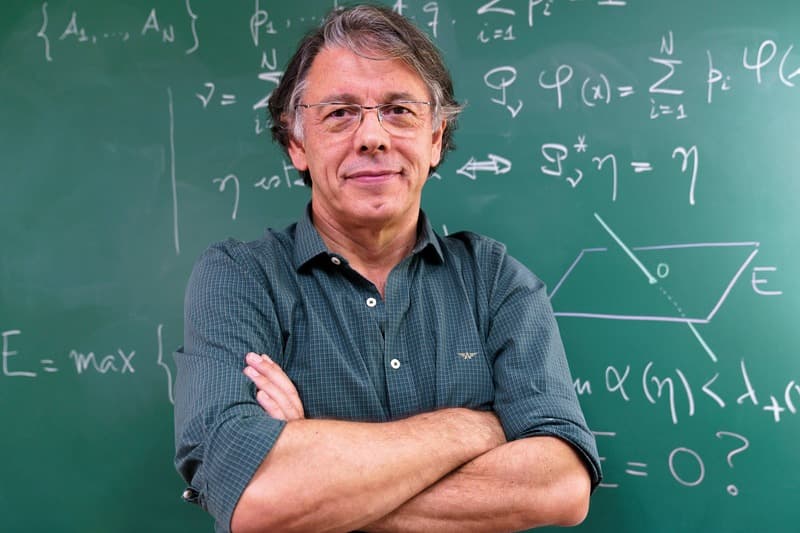 Portrait of Marcelo Viana