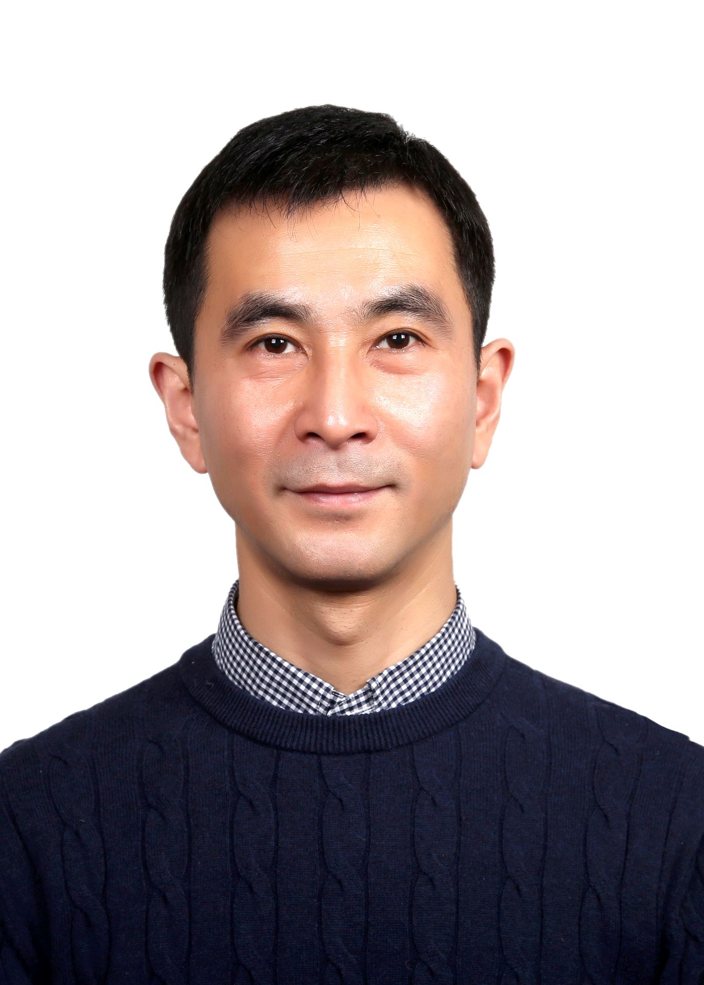 行政人员 卢春雷