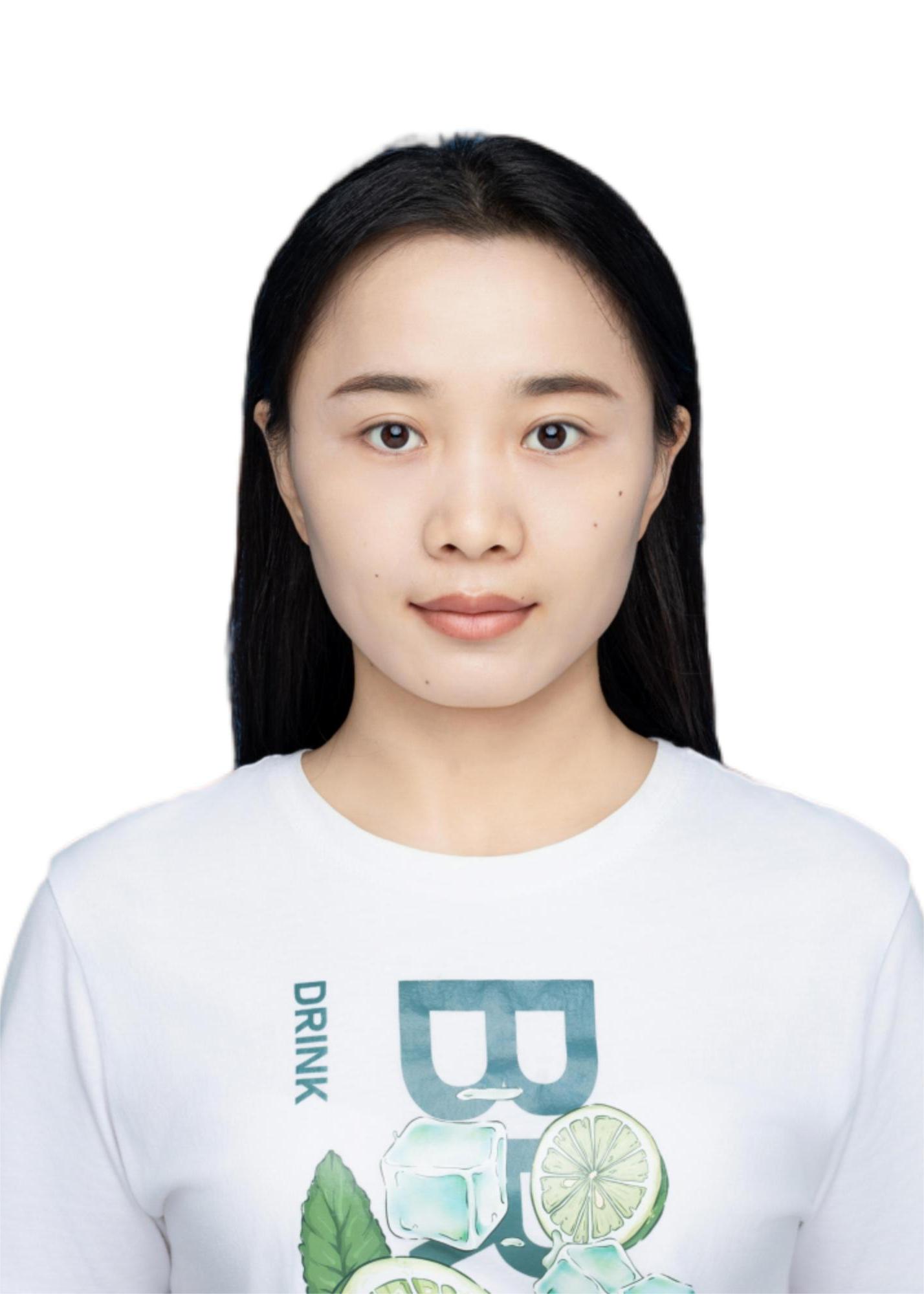 行政人员 周艳飞