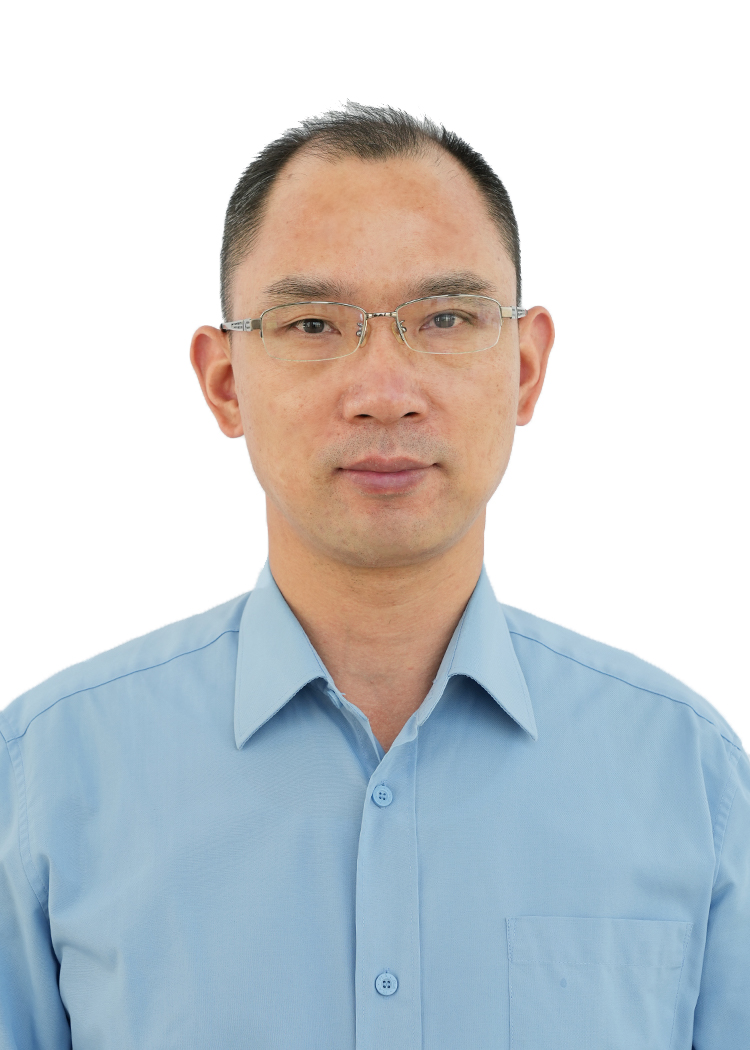 Staff Zhi Wen Zhou